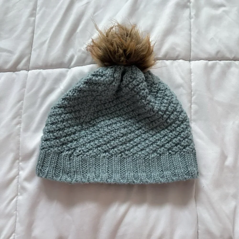 Sweet Turns Blue Knit Hat Beanie Winter Fall Cap‎ Brown Pom Fleece Lining